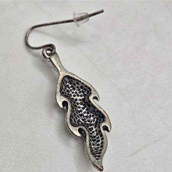 "5/$25" Mismatched Pewter Finish Feather/Multicolored Bead Dangle Earrings - Picture 5 of 8